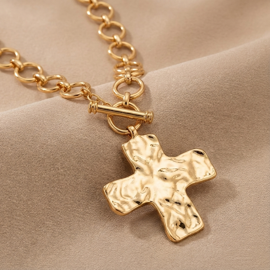 The Eternal Hammered Necklace