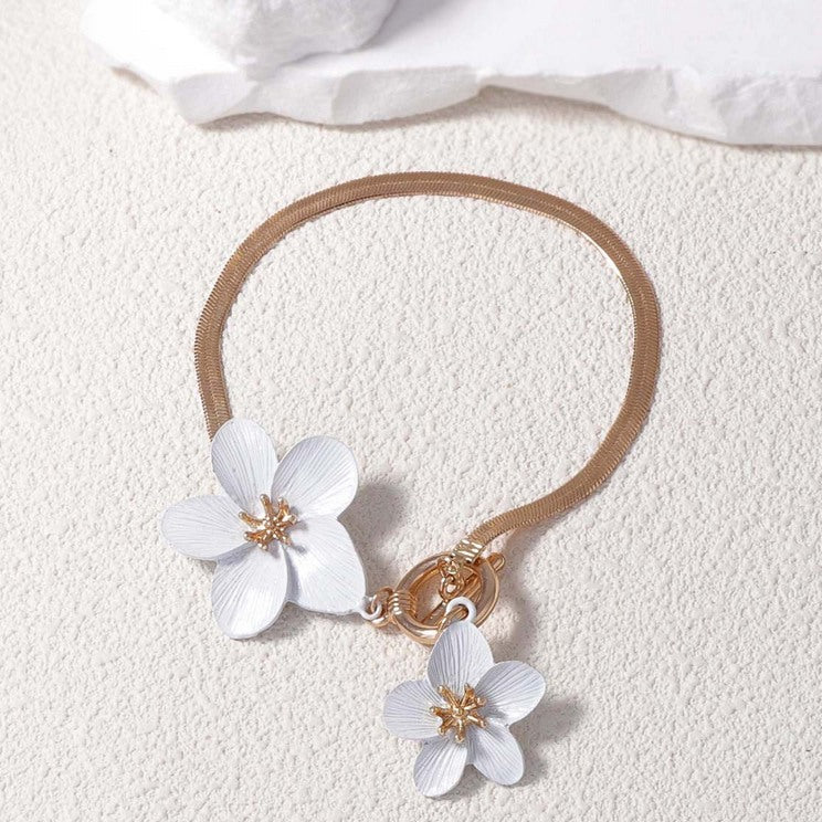 Elegant White Blossom Bracelet